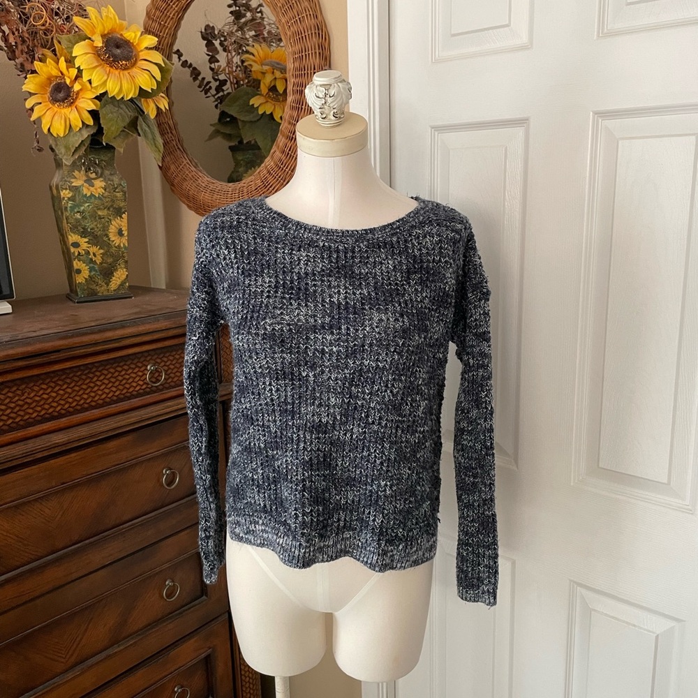 Hollister crew neck sweater blue size xs